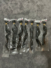 Load image into Gallery viewer, 1 Bundle - 100% Human Hair
